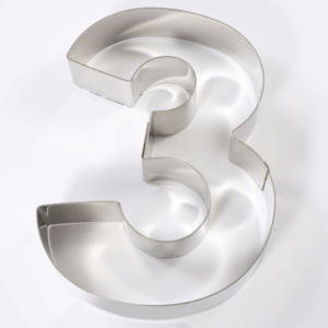NUMERO TRE  30cm H.4 INOX